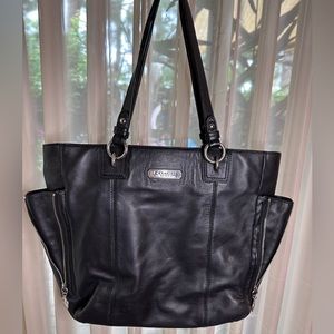 Black leather Coach shoulder bag